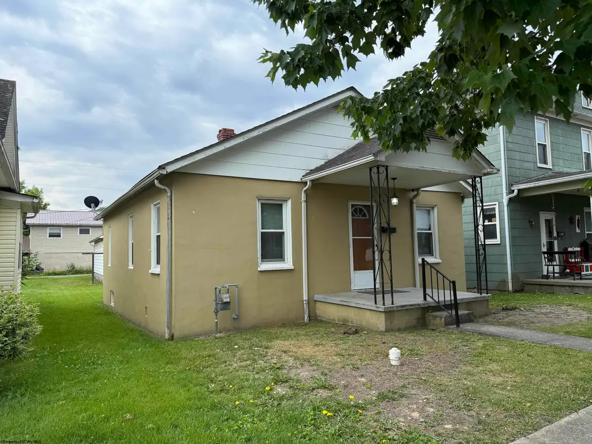 1513 Lavalette Avenue, Elkins, WV 26241 - #1