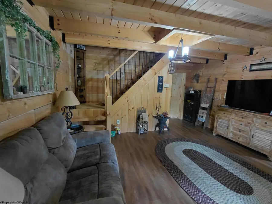 52 Kearns Road, Bristol, WV 26426 - #2