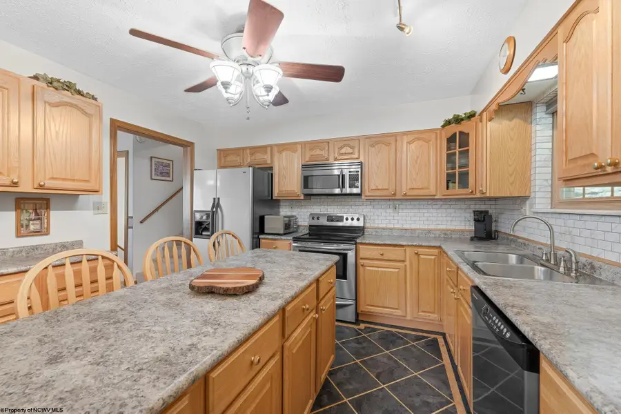 83 Maple Lake Court, Bridgeport, WV 26330 - #3