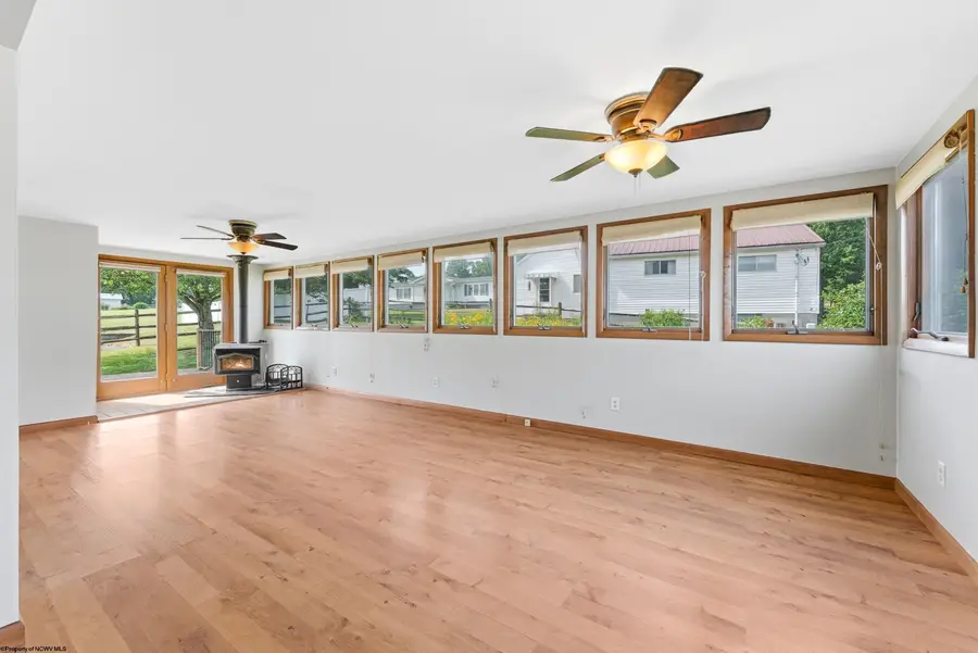 410 Sunset Beach Road, Morgantown, WV 26508 - #3