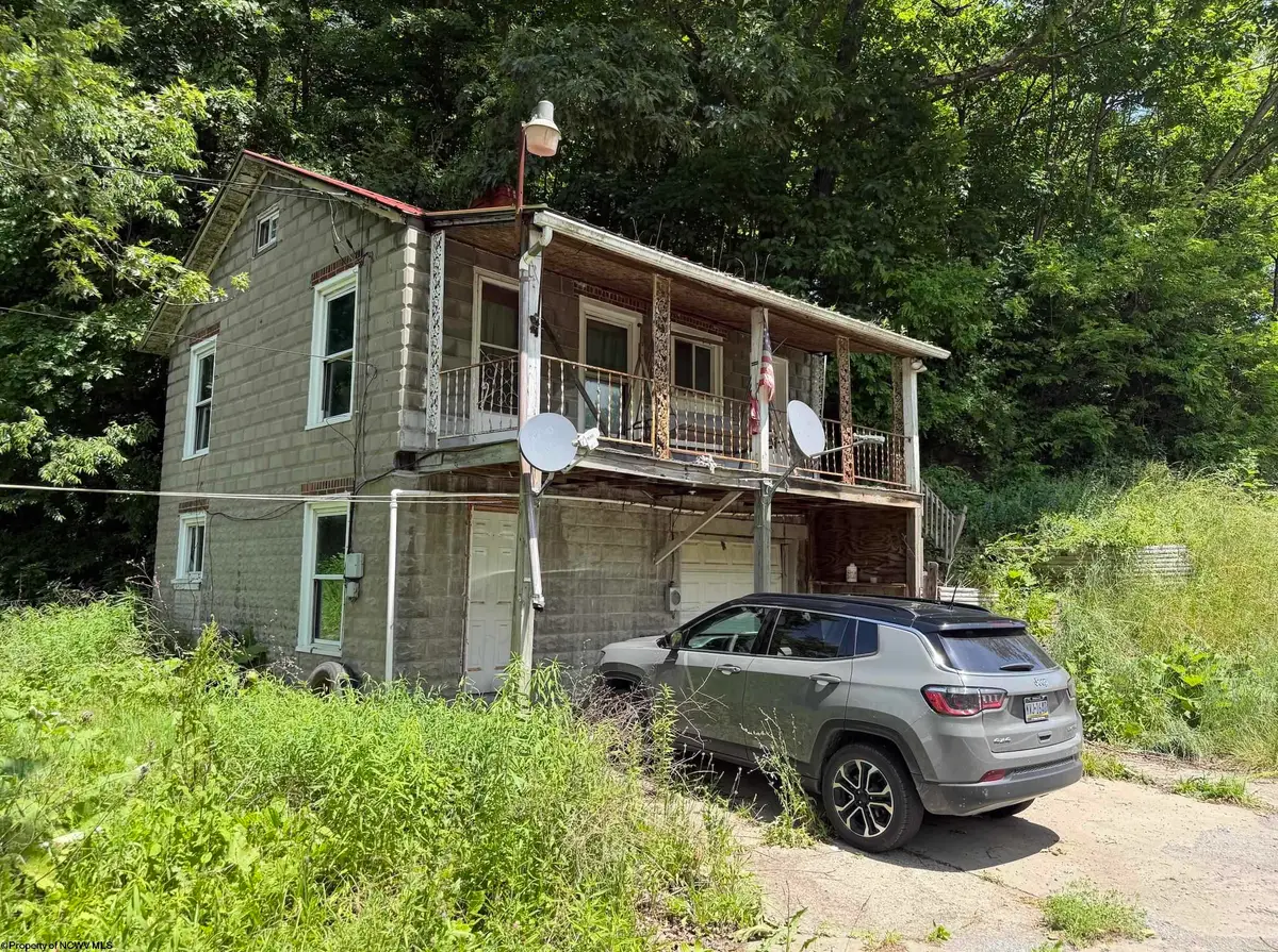 1284 Lazzelle Union Road, Maidsville, WV 26541 - #1