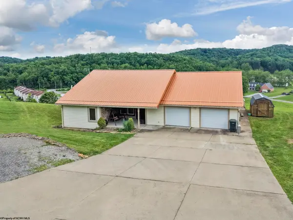 180 Overlook Drive, Buckhannon, WV 26201