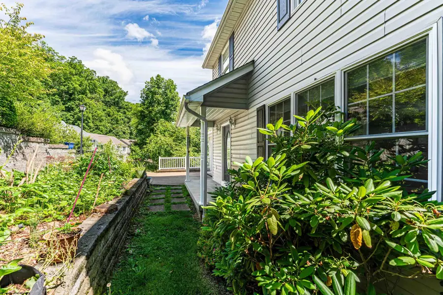 407 December Lane, Morgantown, WV 26508 - #3
