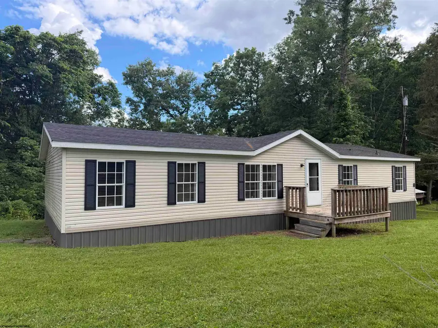 846 Levels Road, Fairmont, WV 26554 - #2