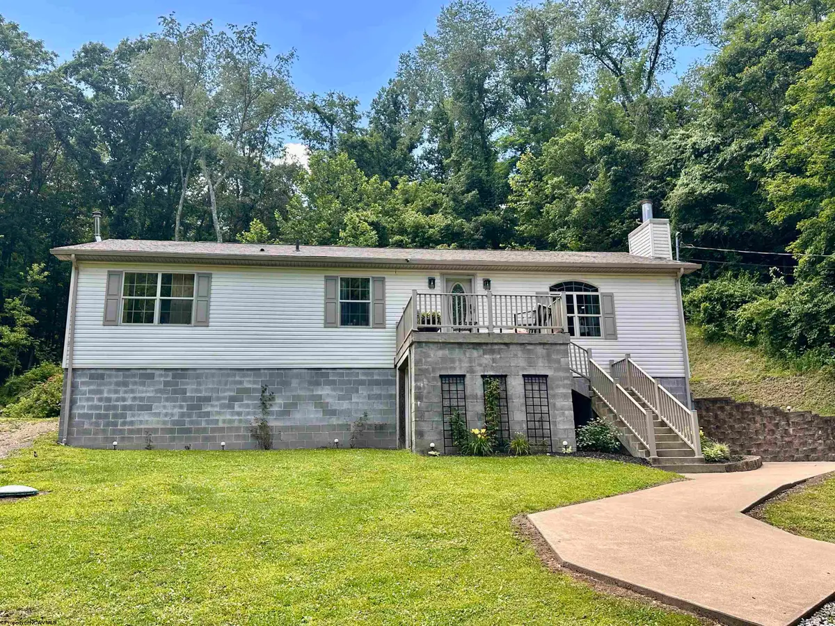 588 Pinch Gut Hollow Road, Fairmont, WV 26554 - #1