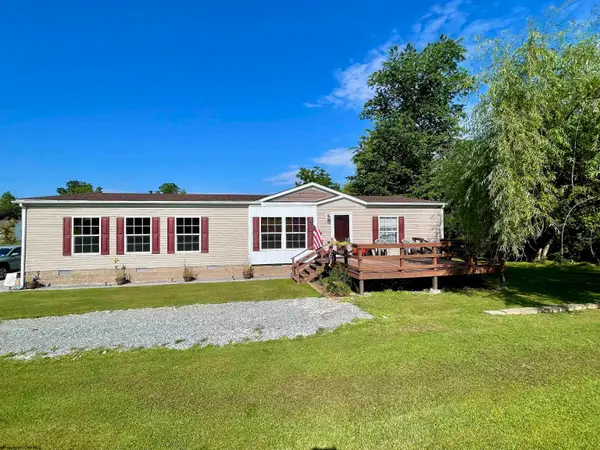 25 Fato Lane, Buckhannon, WV 26201