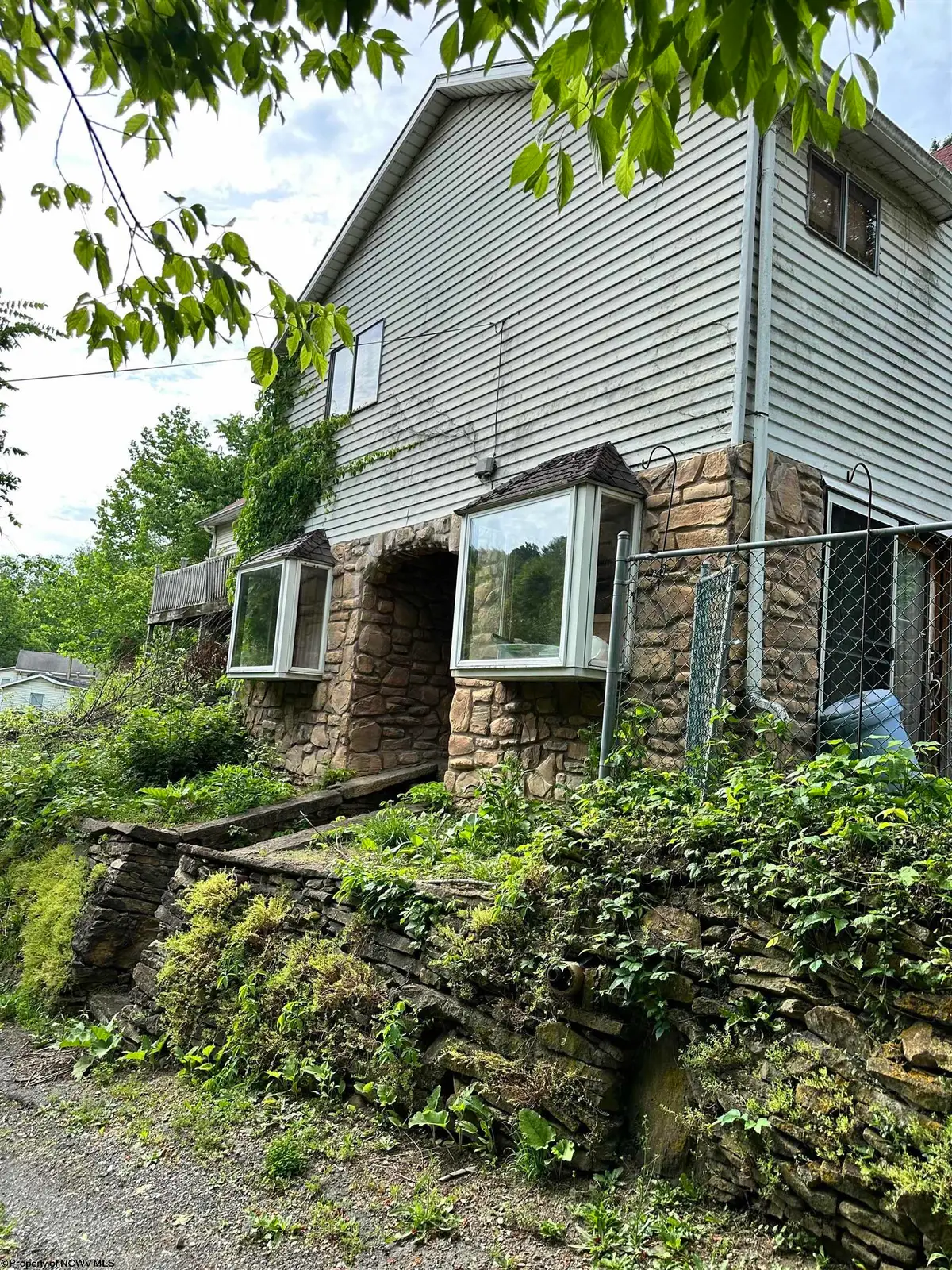 208 Mason Dixon Highway, Maidsville, WV 26541 - #1