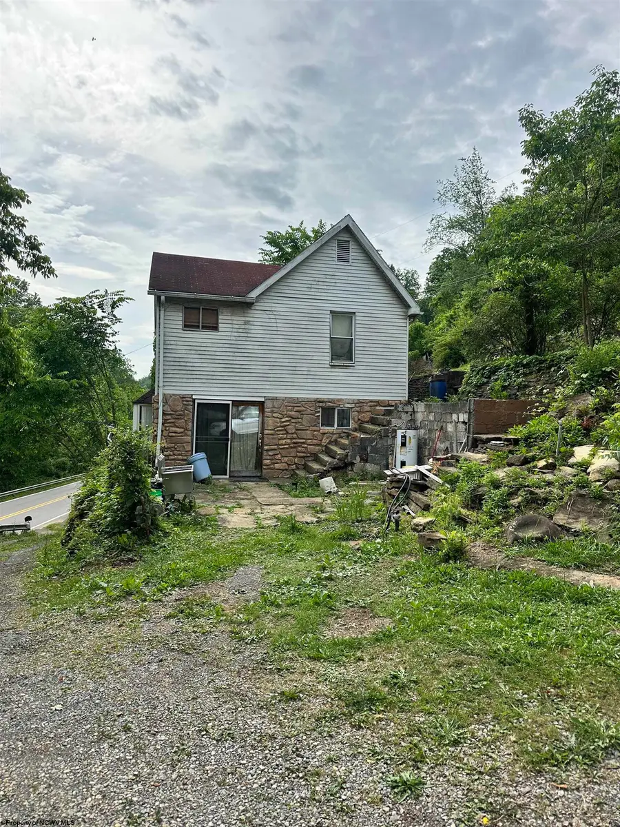 208 Mason Dixon Highway, Maidsville, WV 26541 - #2