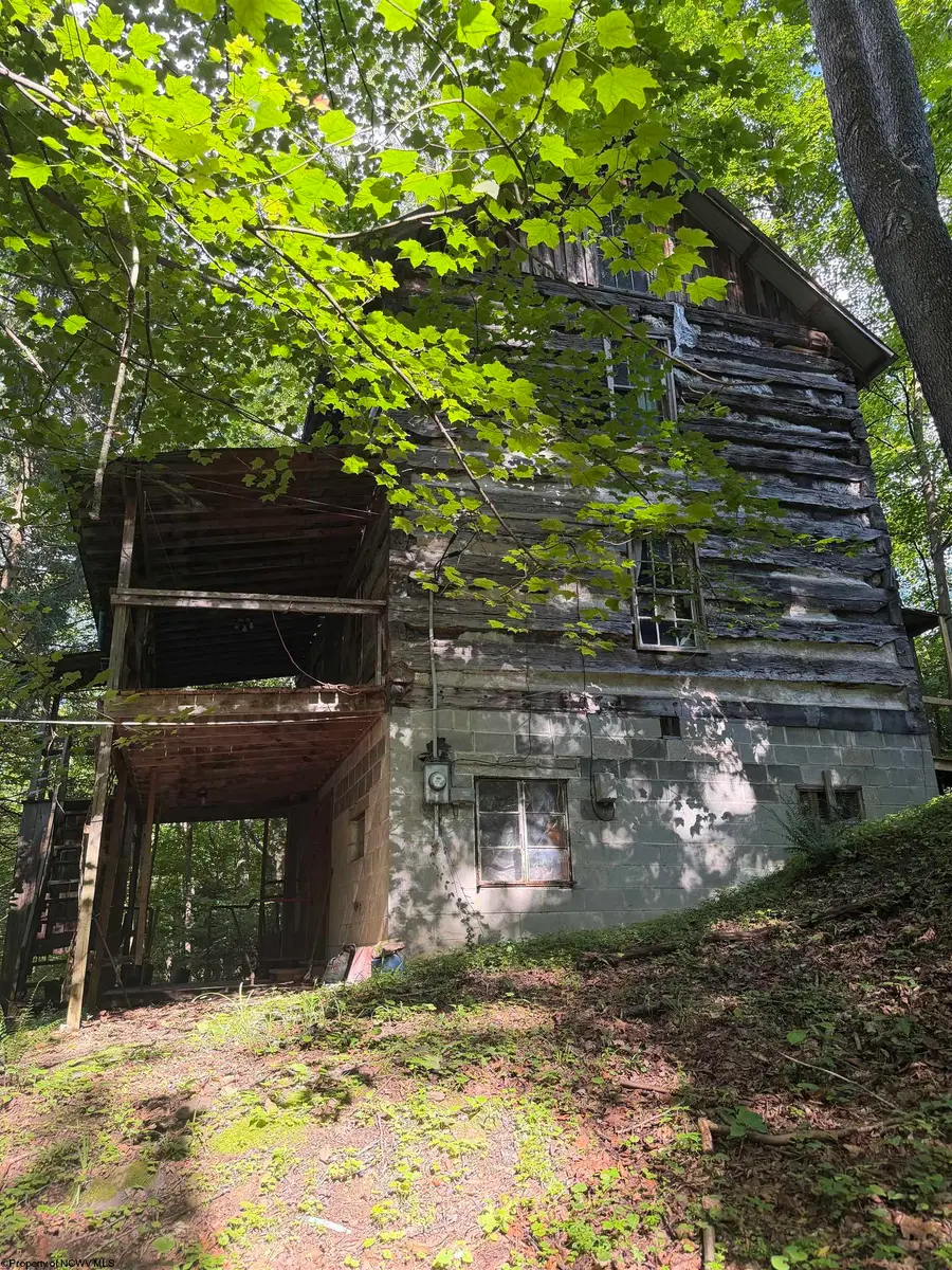 2527 Smithtown Road, Morgantown, WV 26505 - #3
