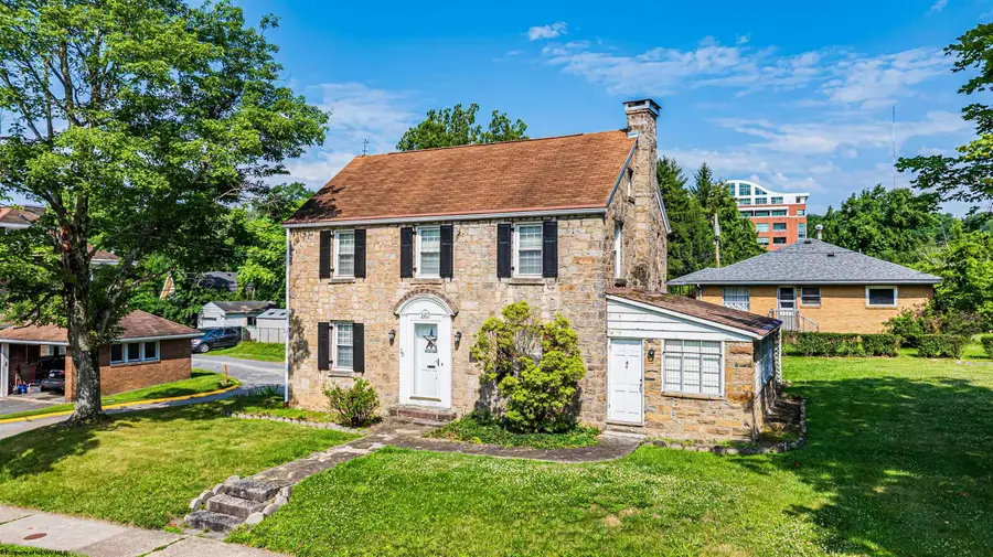 260 S High Street, Morgantown, WV 26505 - #2