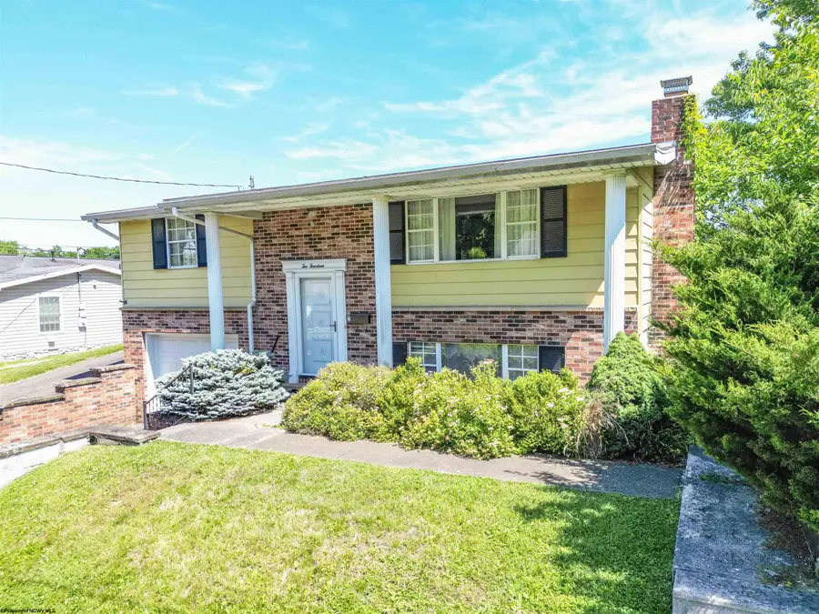 214 Florida Avenue, Westover, WV 26501 - #2