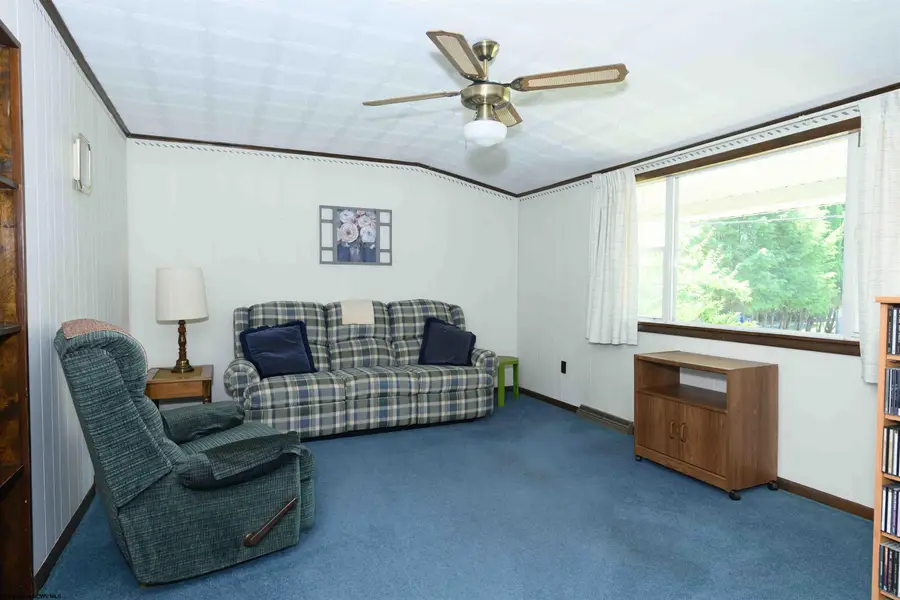 214 Florida Avenue, Westover, WV 26501 - #3