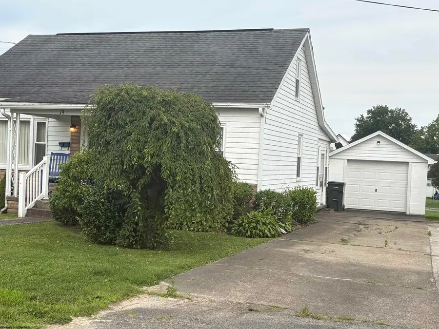 19 Tucker Street, Buckhannon, WV 26201-2554 - #2