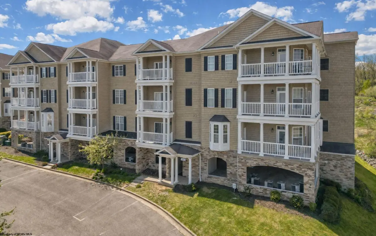 1211 Suncrest Village, Morgantown, WV 26505 - #1