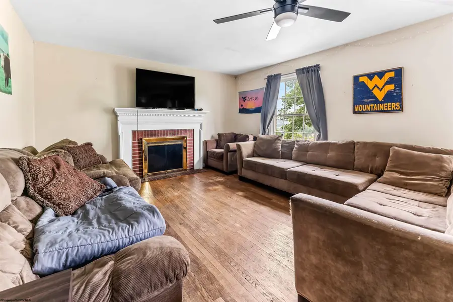 512 Beverly Avenue, Morgantown, WV 26505 - #2