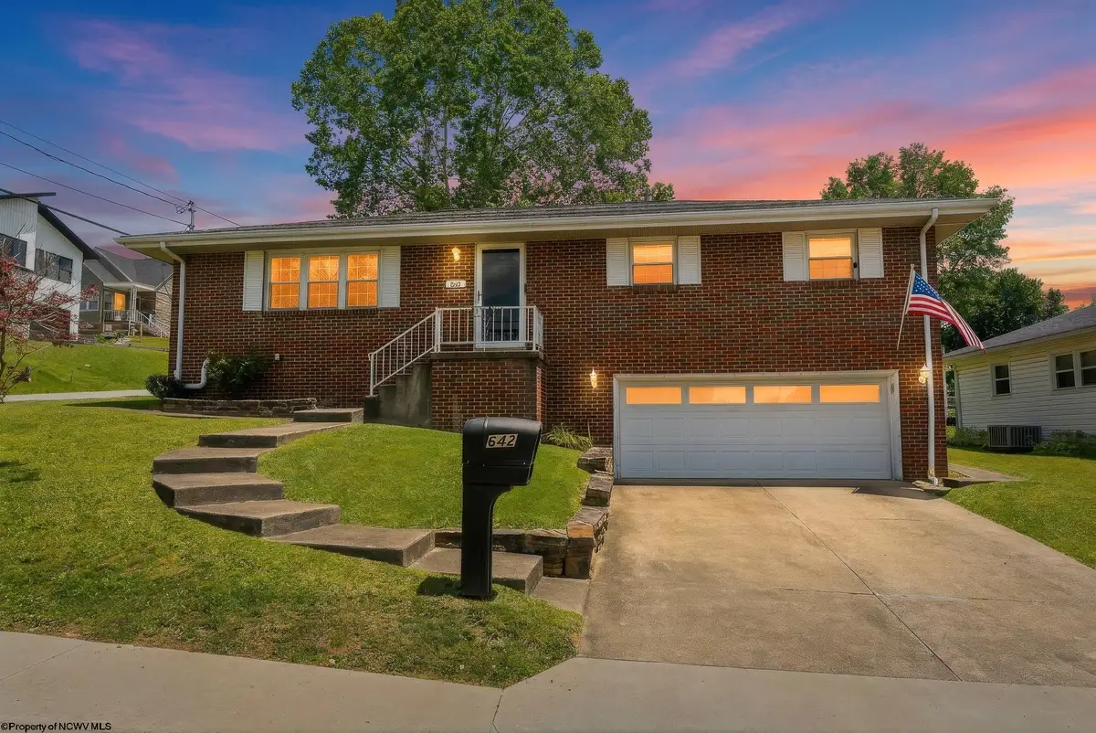 642 Pennsylvania Avenue, Bridgeport, WV 26330 - #1