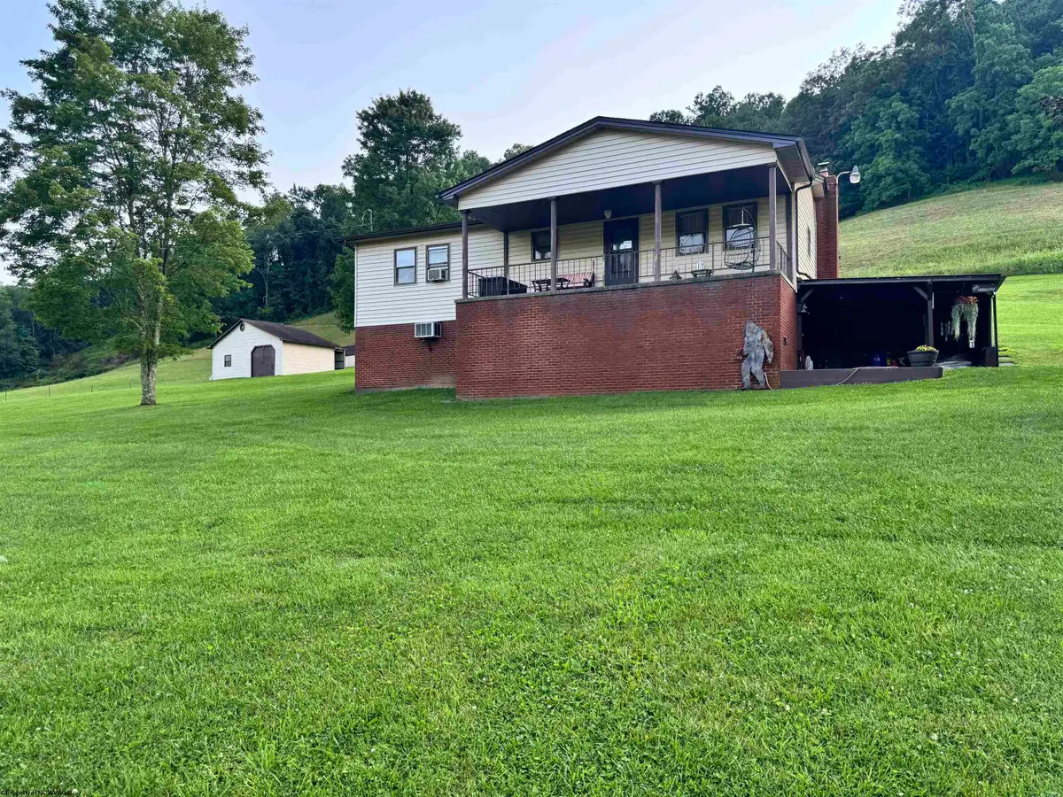 835 Morgantown Avenue, Newburg, WV 26410 - #1