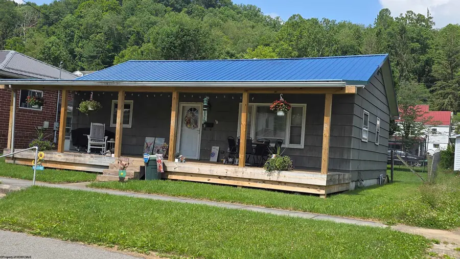 361 MAPLE Avenue, Philippi, WV 26416 - #3