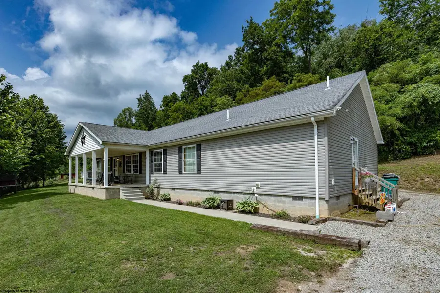 3380 Rose Avenue, Clarksburg, WV 26301 - #3