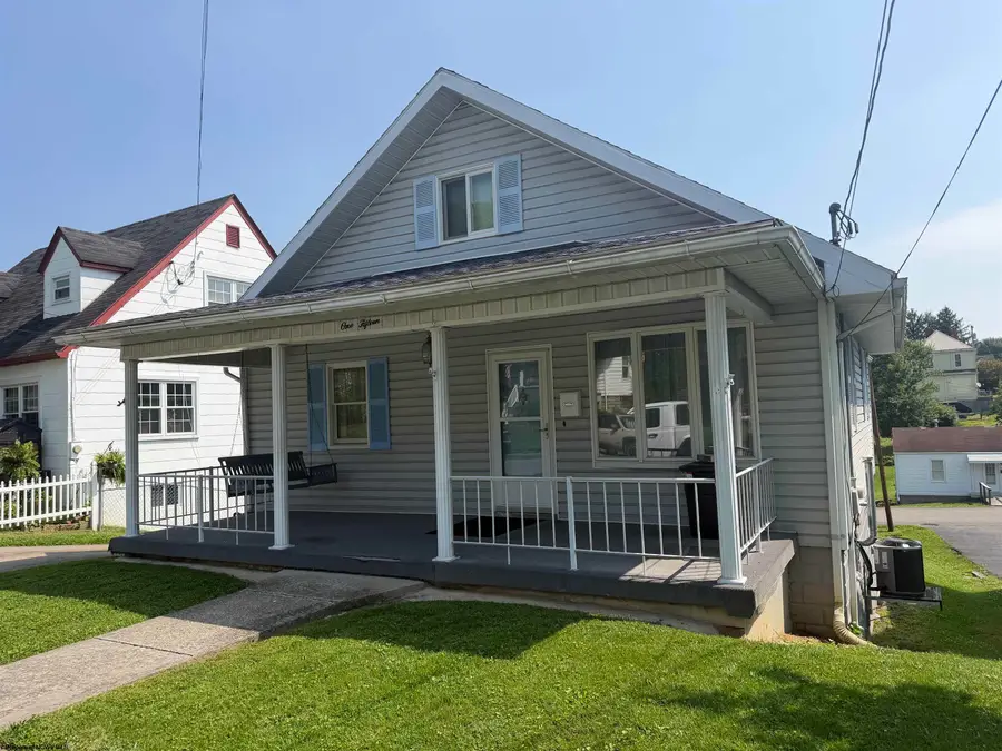 115 Cochran Street, Fairmont, WV 26554 - #2