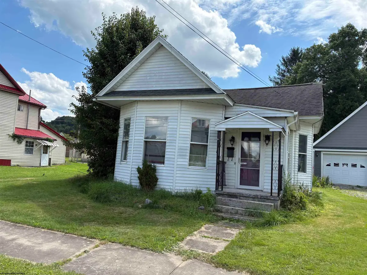25 Pinnell Street, Buckhannon, WV 26201-2260 - #1