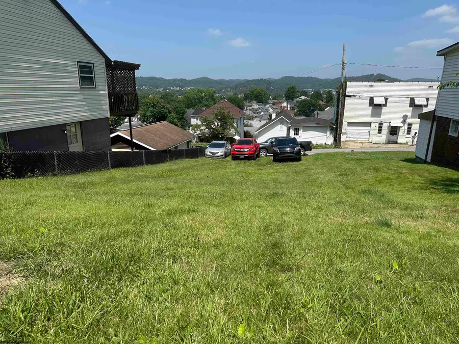310 Simpson Avenue, Clarksburg, WV 26301 - #2