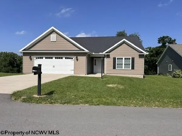 111 Charolais Circle, Fairmont, WV 26554