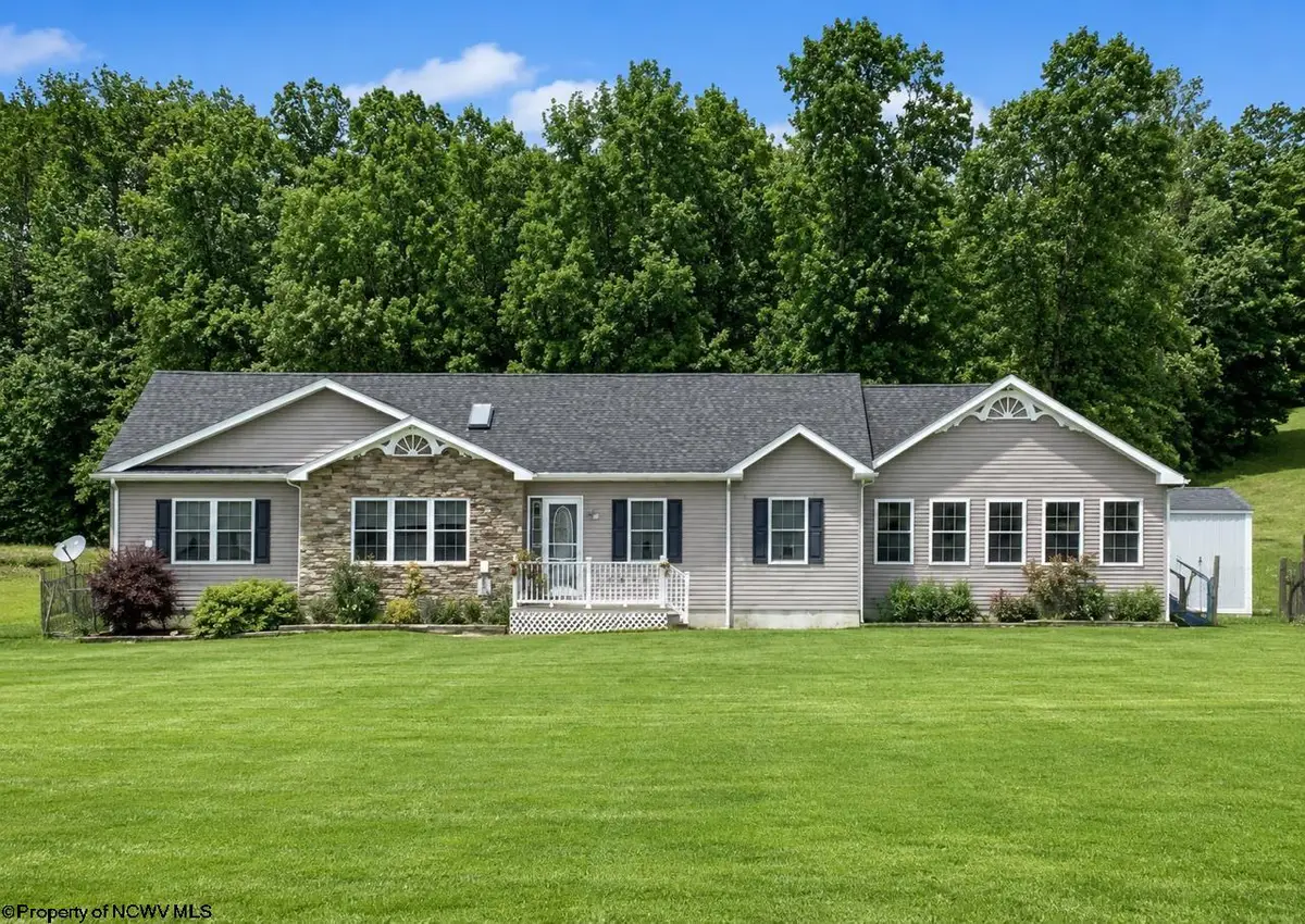 77 Sedona Lane, Montrose, WV 26283 - #1