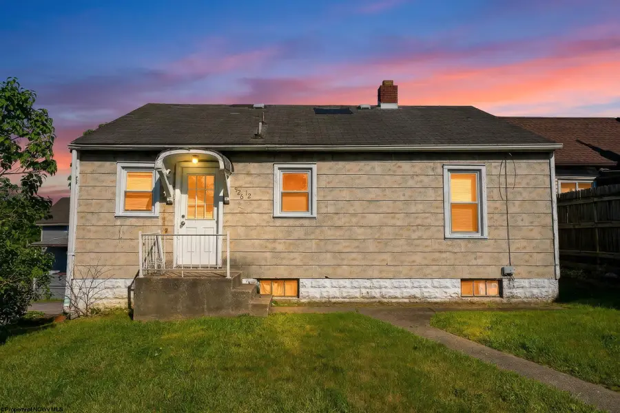 926 & 926 1/2 Virginia Avenue, Fairmont, WV 26554 - #3