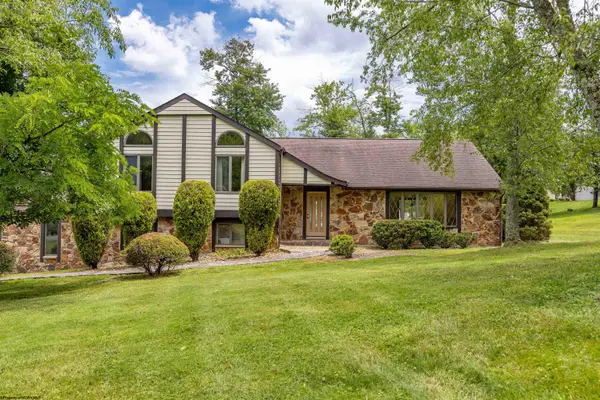 3300 Fox Run Court, Morgantown, WV 26508