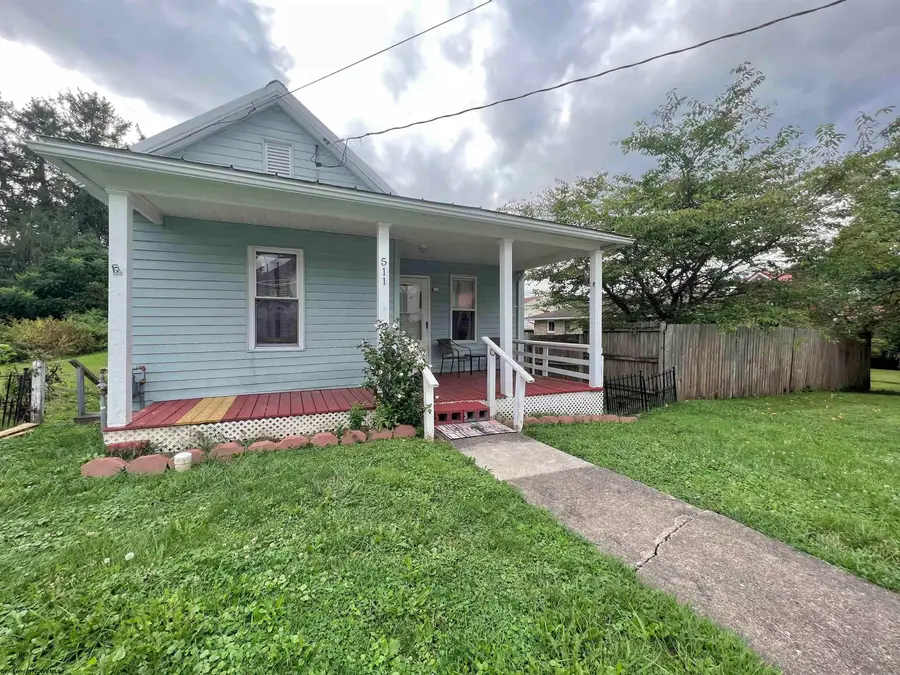 511 Pennsylvania Avenue, Nutter Fort, WV 26301 - #2
