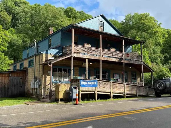4916 Pickens Road, Helvetia, WV 26224