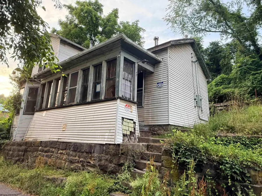 113 Long Street, Grafton, WV 26354 - #2