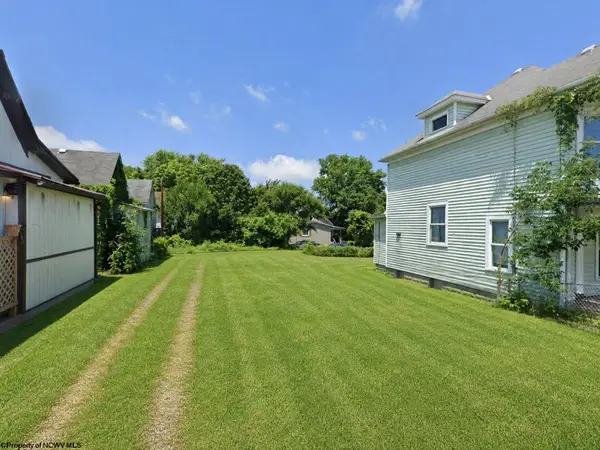 302 Cove Court, Clarksburg, WV 26301