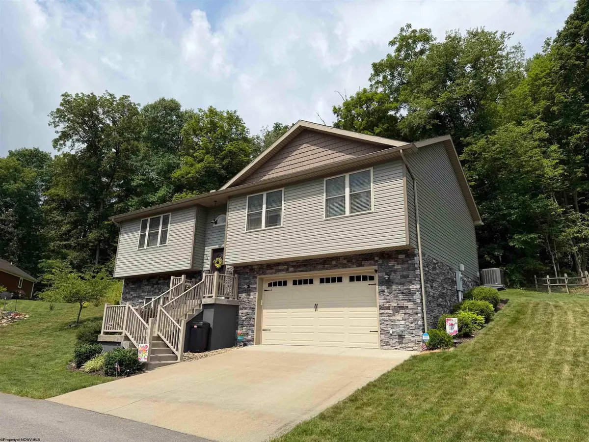 16 Bunker Hill Lane, Fairmont, WV 26554 - #1