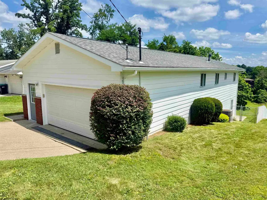 1814 Lafayette Circle, Fairmont, WV 26554 - #2