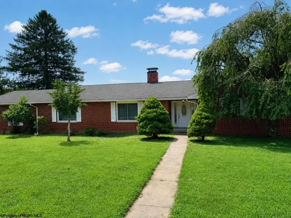 317 Pearcy Avenue, Bridgeport, WV 26330