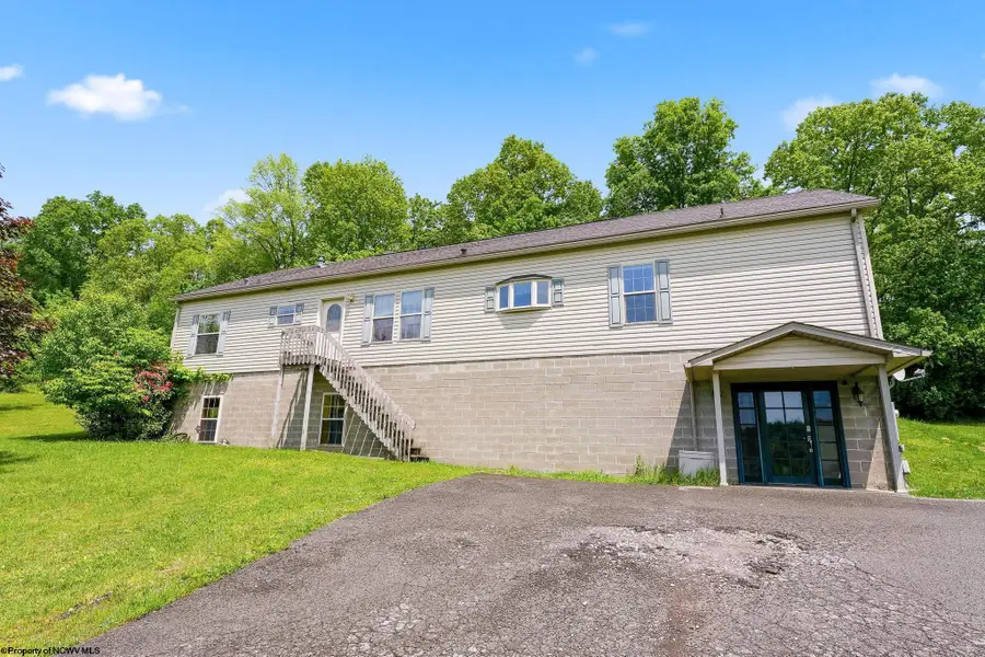 179 TONY RUNDLE Road, Grafton, WV 26354 - #2