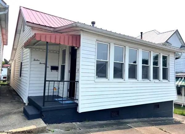 1229 N 15th Street, Clarksburg, WV 26301