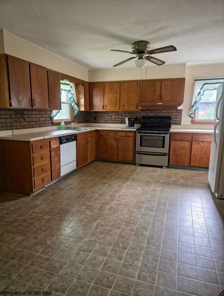 105 Grandview Street, Kingwood, WV 26537 - #3