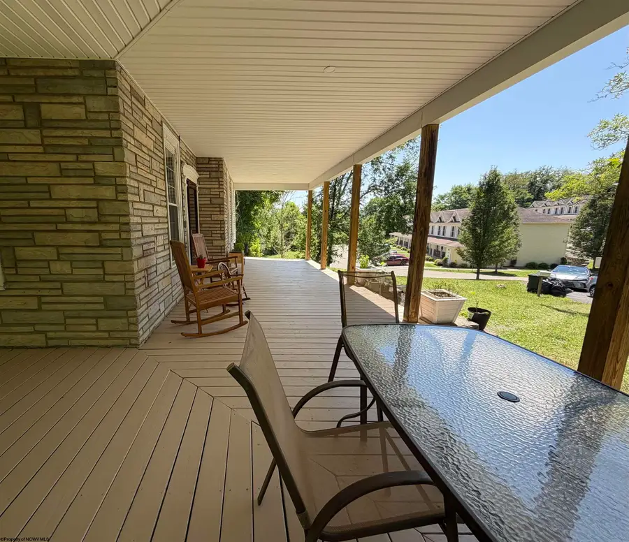 1616 Country Club Road, Fairmont, WV 26554 - #3