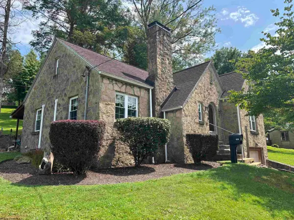 1378 Locust Avenue, Fairmont, WV 26554
