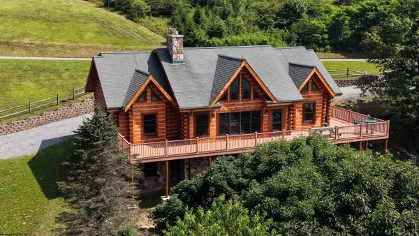 730 Thunderstruck Road, Harman, WV 26270