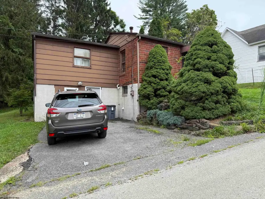 6013 Brown Street, Clarksburg, WV 26301 - #2