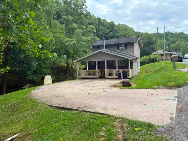 338 MT HARMONY Road, Fairmont, WV 26554