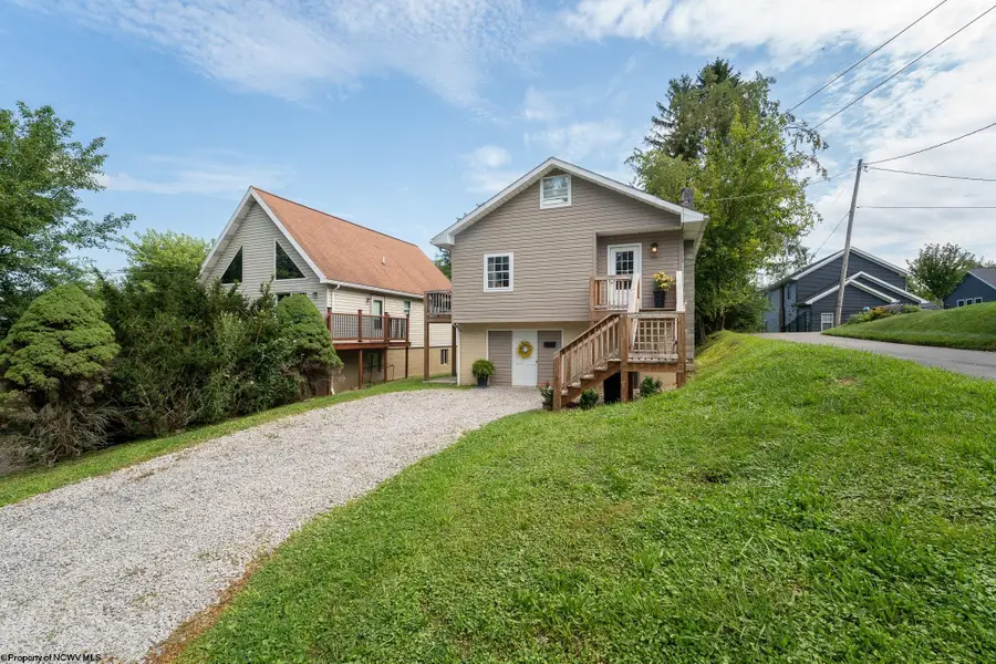 576 New York Avenue, Westover, WV 26501 - #3