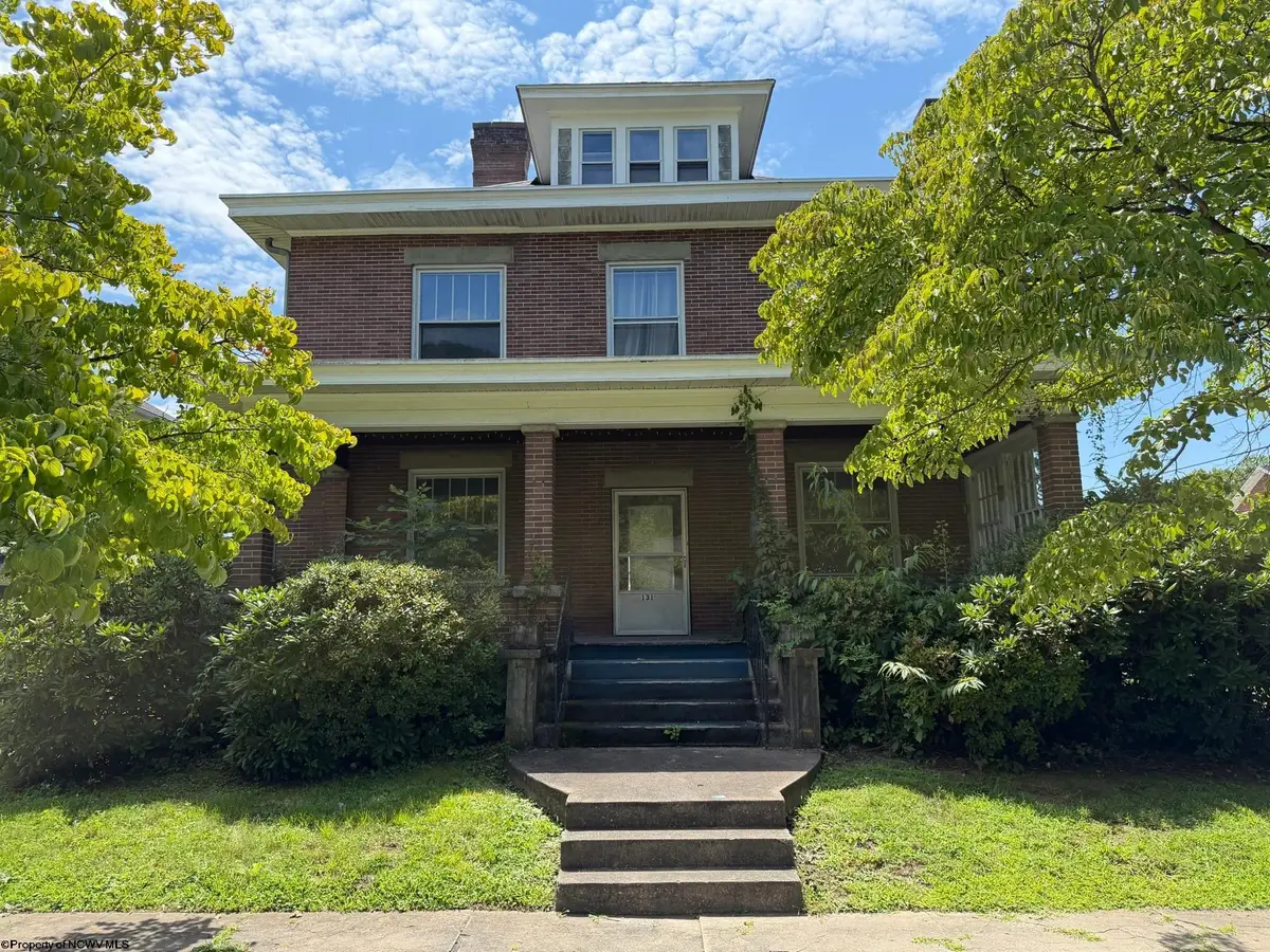 131 W 7th Street, Weston, WV 26452 - #1