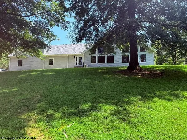 2424 Jack Run Road, Bridgeport, WV 26330