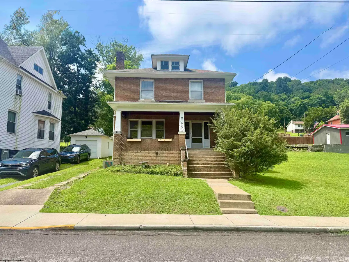 632 MAPLE Avenue, Grafton, WV 26354 - #1