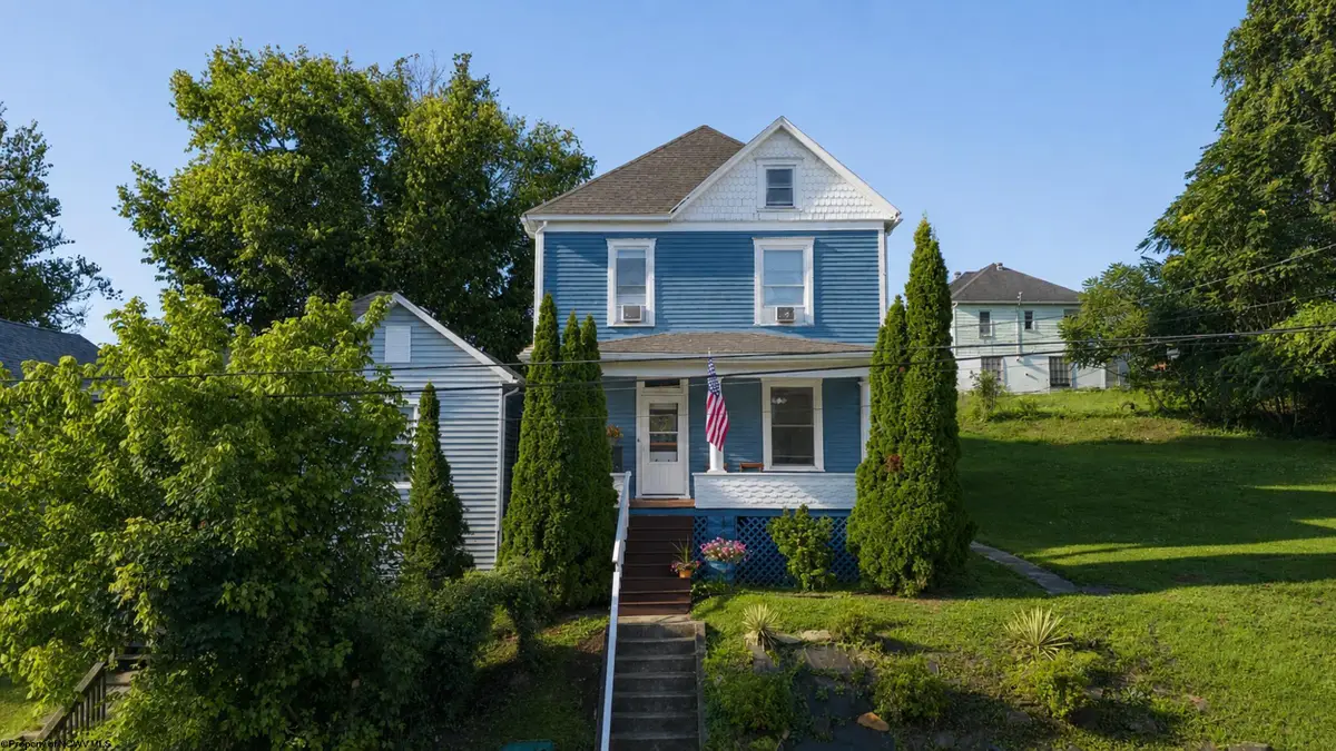 984 W Pike Street, Clarksburg, WV 26301 - #1